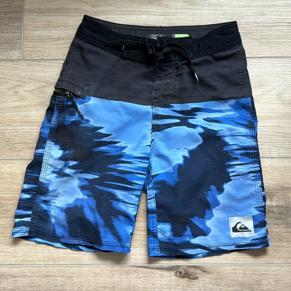 Quicksilver Boys Board Shorts Black Blue Drawstring S Small